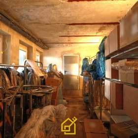 Keller Lager Modegeschäft