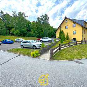 Straßenansicht untere Einfahrt