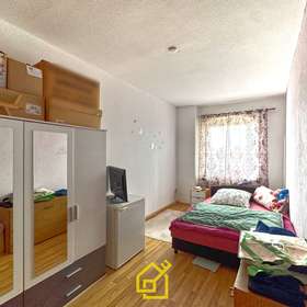 Schlafzimmer EG links