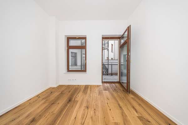 Zimmer mit Balkon