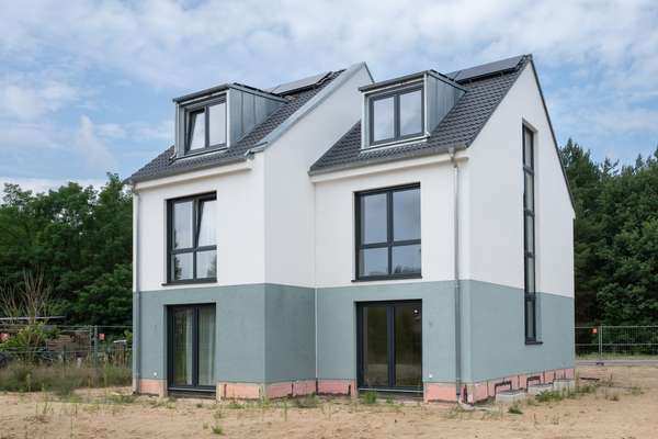 Pflanzfrauenweg  8