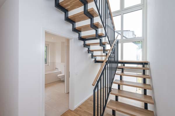 Hauskauf_Brandenburg_Erkner_Aufgang