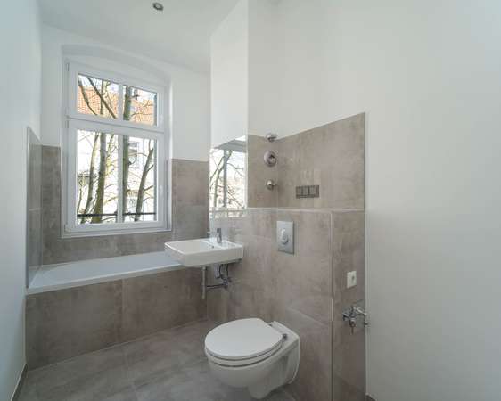 Modernes Badezimmer
