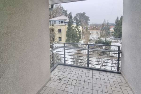 Wohnung_Mieten_Mendelssohnstraße_ Balkon