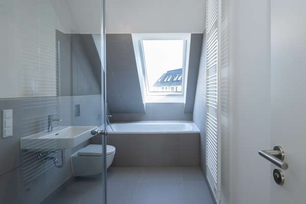 Haus_kaufen_Berlin_Pankow_Dusch_Wannenbad (2)
