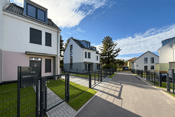 Hauskauf_Brandenburg_Erkner_Terra-Homes_Aussen_12_40_37-1