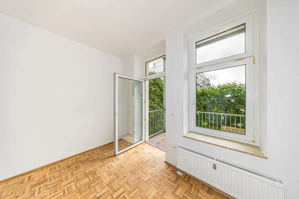 Mit Balkon