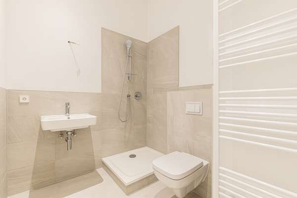 Badezimmer 2