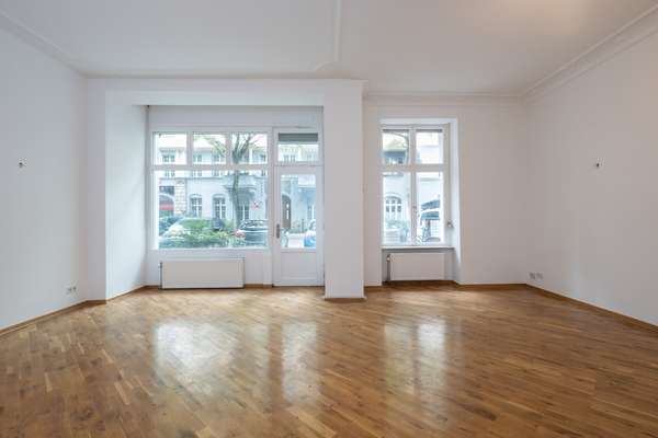 Große Fensterfront