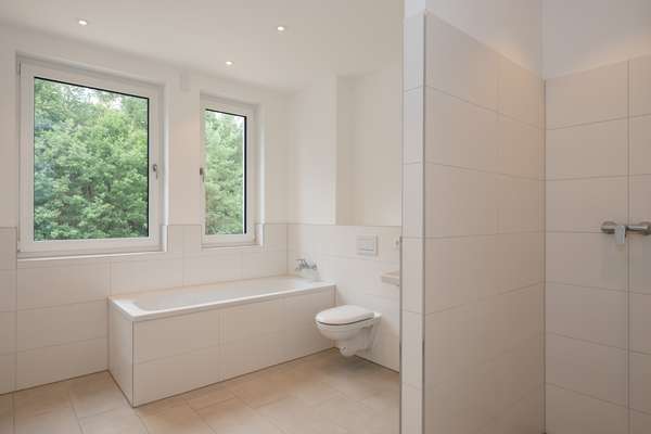 Hauskauf_Brandenburg_Erkner_Dusch_Wannenbad