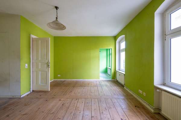 Wohn- und Schlafzimmer
