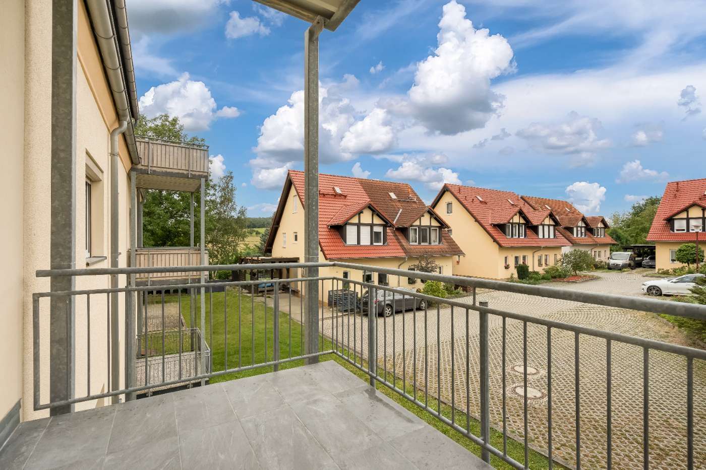 Ruhig gelegene Wohnung im Zweitbezug mit Balkon und Einbauküche