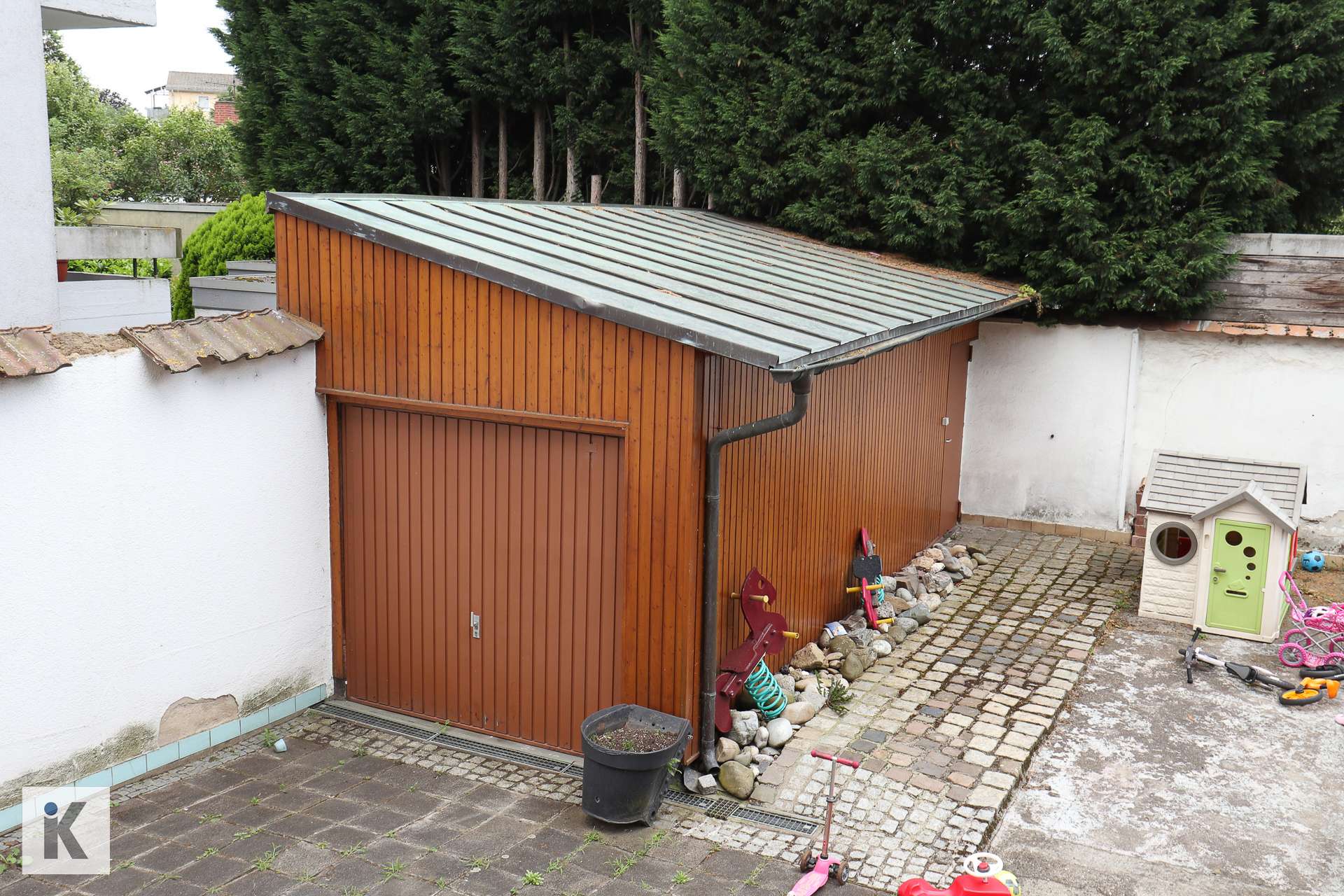 Garage und Abstellraum