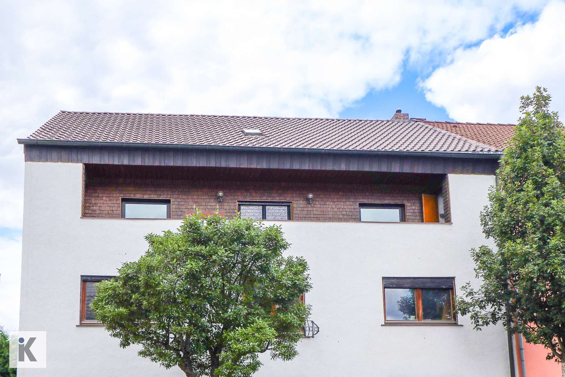 Balkon-Straßenseitig