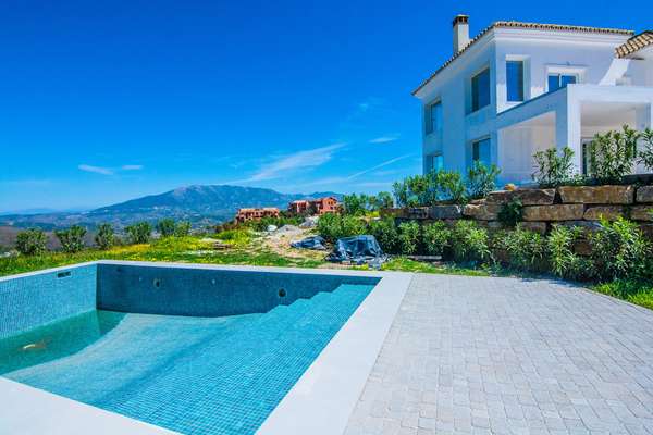 Atemberaubende Villa in La Mairena