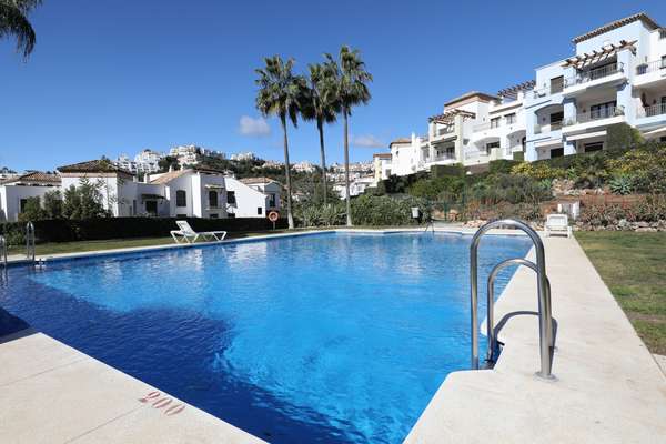 Apartment in Los Arqueros Golf