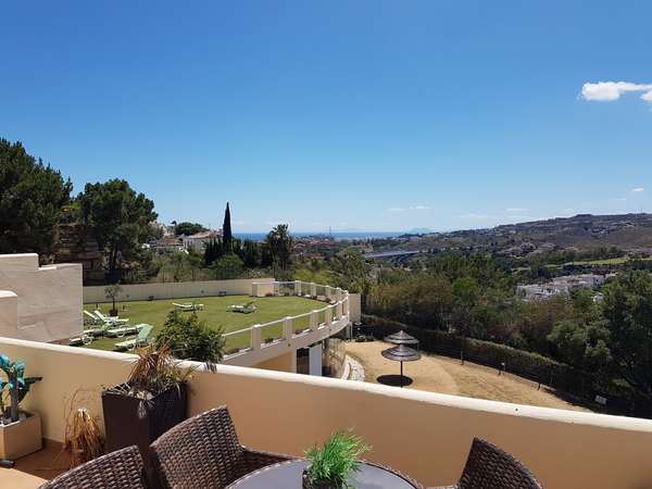 Meer- und Golfblick von einem spektakulären 3-Bett-Apartment