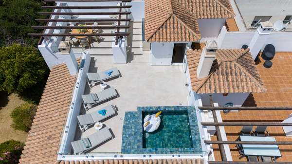 Penthouse Lira: Luxus und Ruhe in Nueva Andalucía