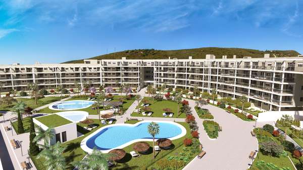 Elegante Residenz in Manilva: Ihr Luxusdomizil am Meer