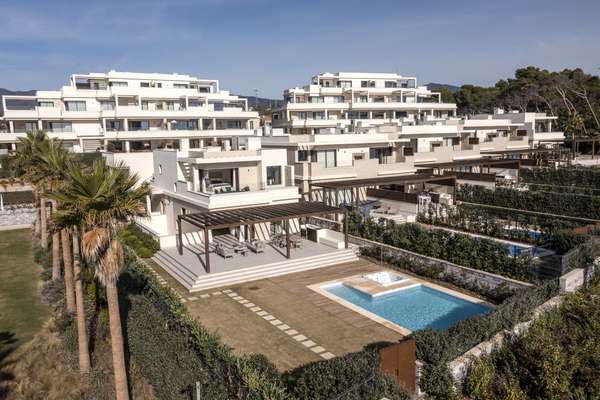 Elegante Villa in Puerto Banús: Ruhe und Luxus an der Costa del Sol