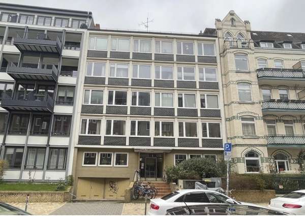 City- Wohnung mit 3 Zimmer nahe Dreiecksplatz im 4.OG