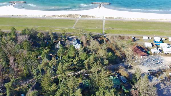Barfuß zum Strand, dem Himmel so nah: Ihr neues Adlerhorst-Domizil