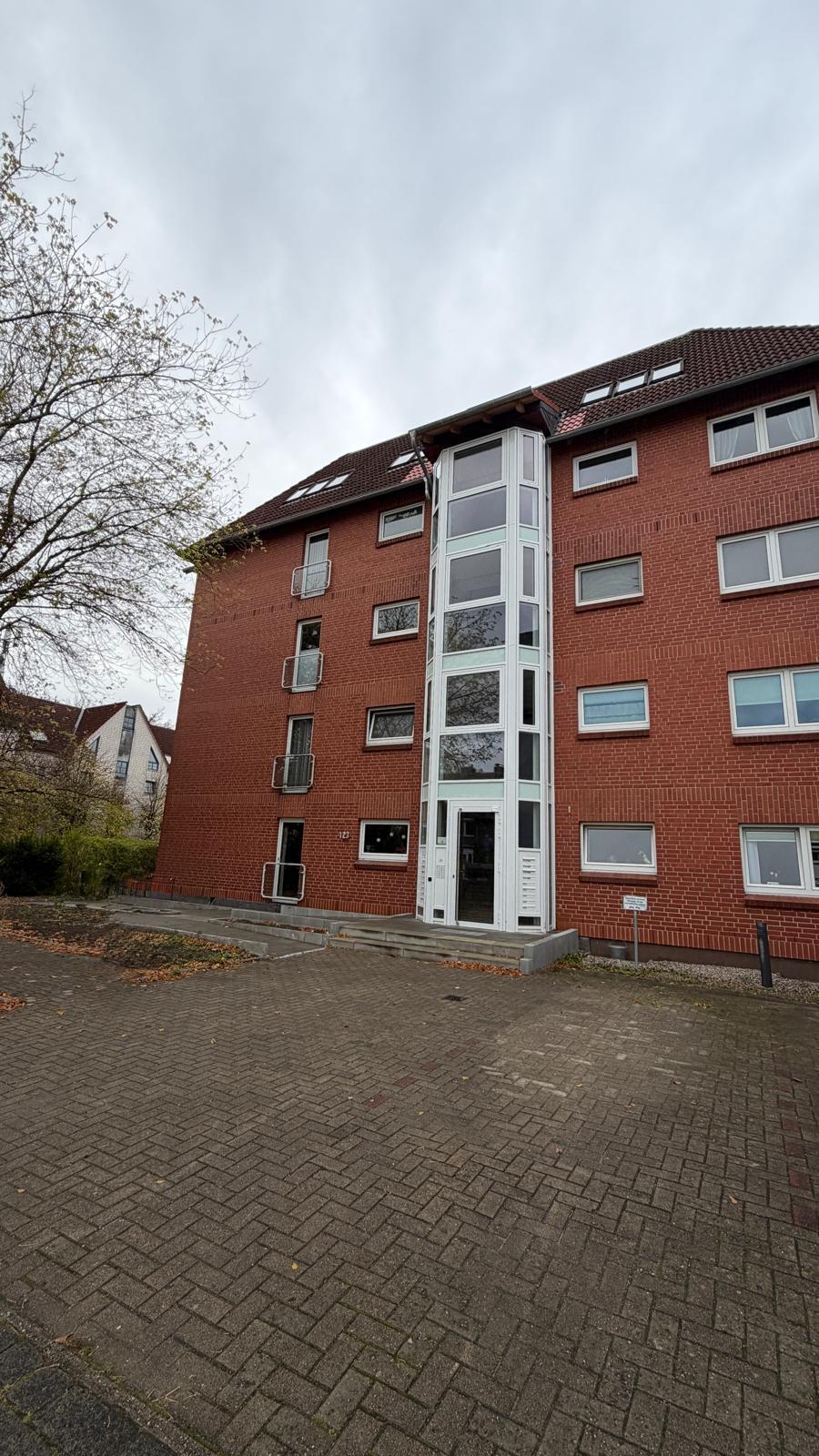 Hochwertig ausgebaute 1-Zimmer-Wohnung mit Möblierung in Kiel-Ellerbek