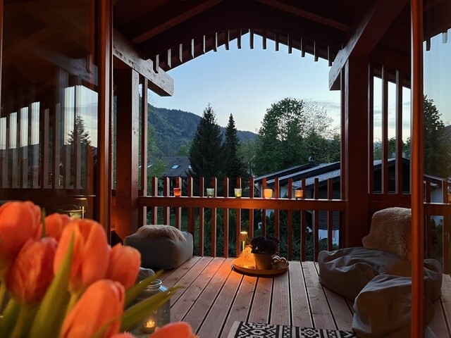 Stilvoll & exklusiv: DG-Wohnung mit Zweitwohnsitz in Seenähe, Rottach-Egern