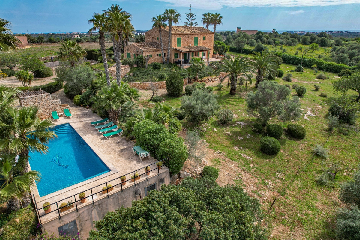 Mediterraner Lebenstraum - exklusive Finca nur 5min vom Meer