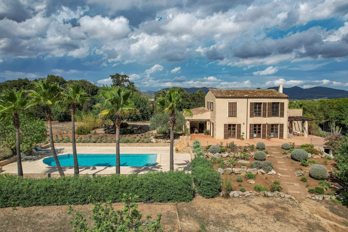 Finca mit traumhafter Aussicht