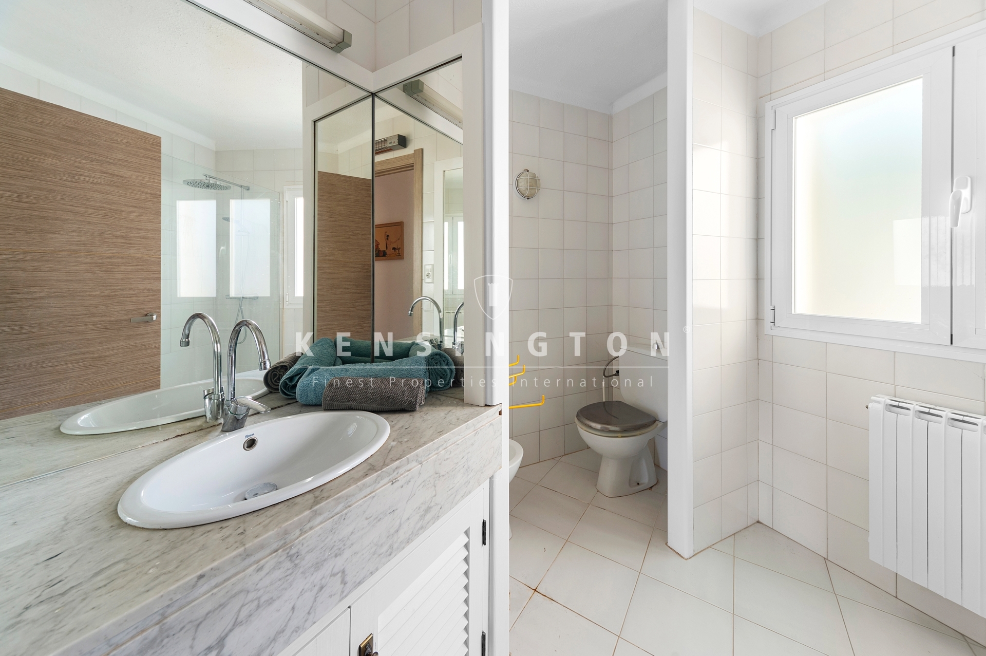 House on the front line of the sea with an extra plot in Cala Pi, Llucmajor · Image gallery 25