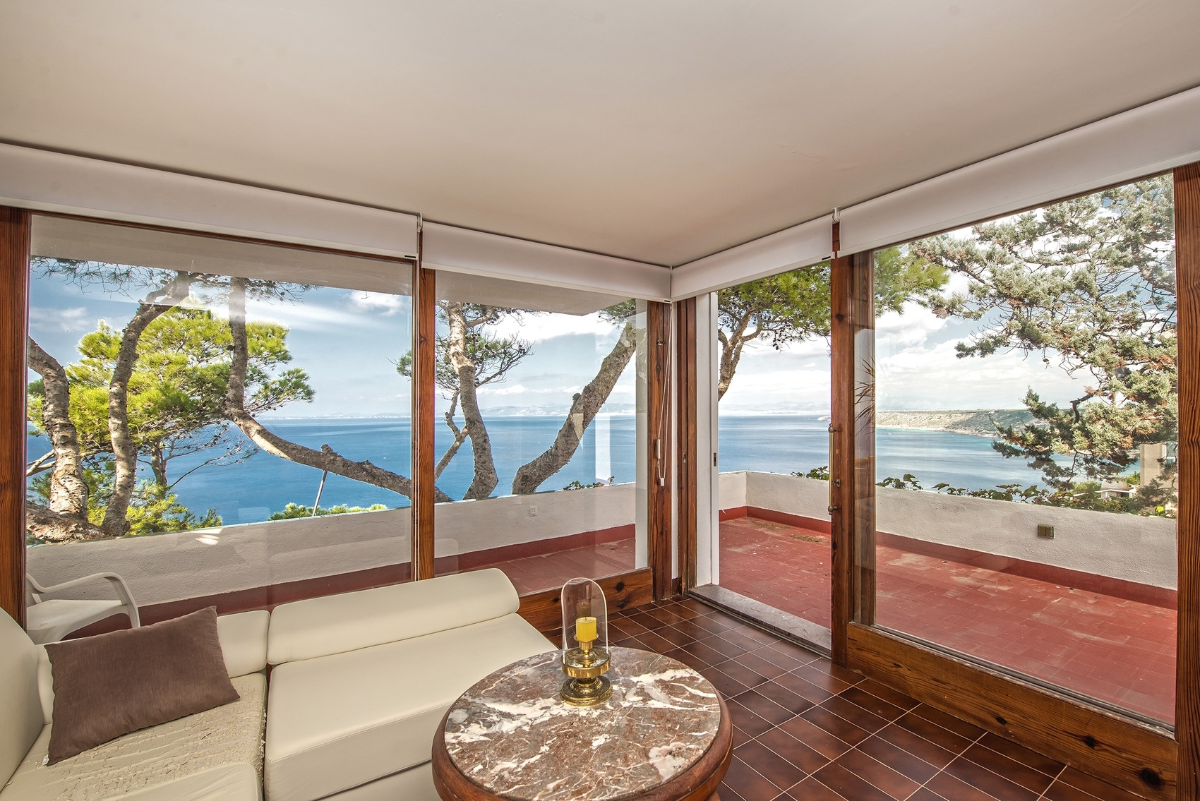 ETV! Mediterranean villa with panoramic sea views in Badia Gran (Mallorca) · Image gallery 18