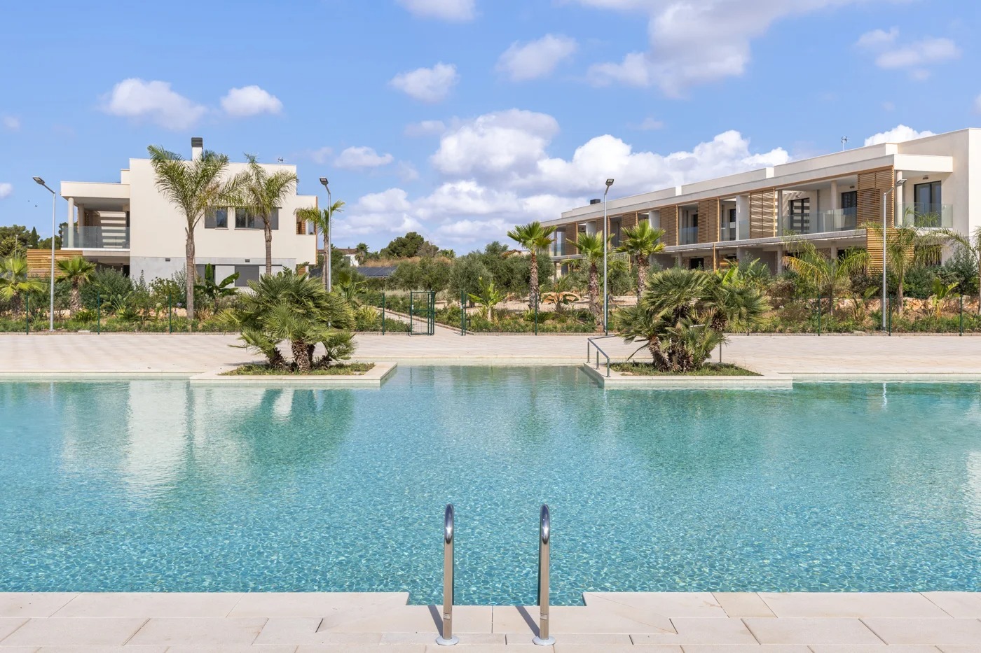 Neubau-Penthouse mit Terrassen in einer Anlage mit Pool in Sa Ràpita, Mallorca