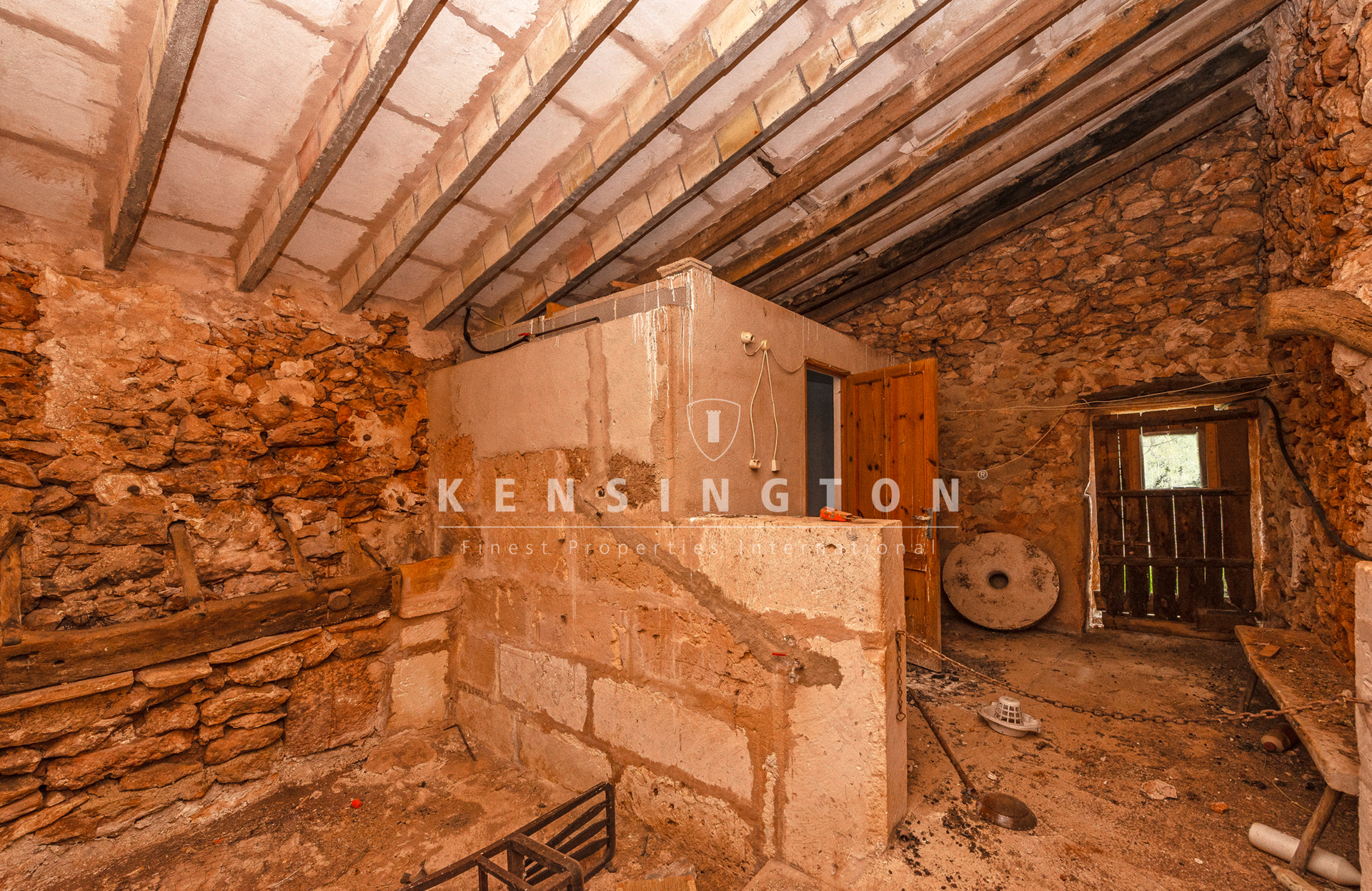 Large rural finca with many possibilities in Llucmajor, Mallorca · Image gallery 9