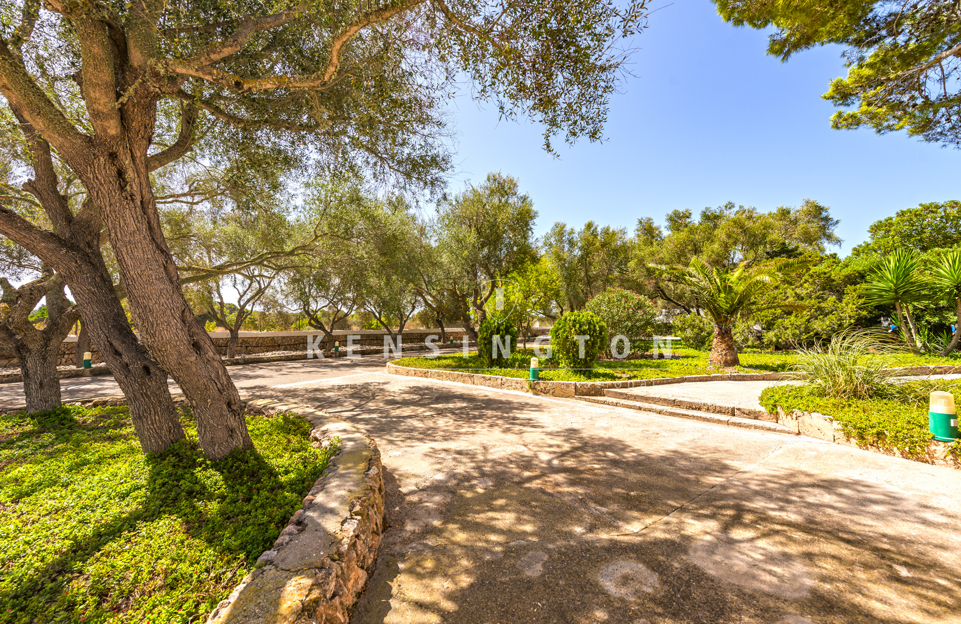 Hacienda mit Agrotourismus-Lizenz, Pool und vielfältigen Nutzungsmöglichkeiten.
