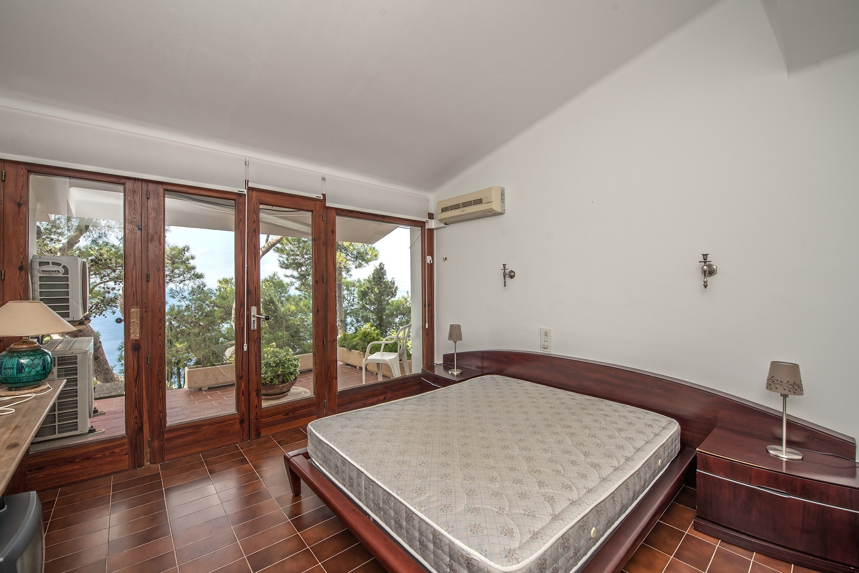 ETV! Mediterranean villa with panoramic sea views in Badia Gran (Mallorca) · Image gallery 19