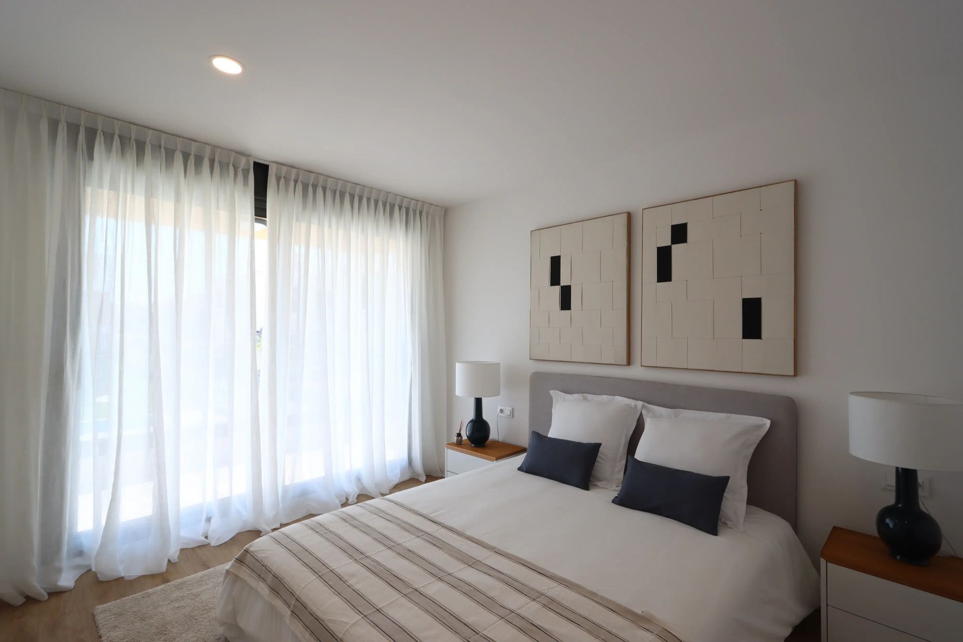 Ready-to-move-in new-build semi-detached house with partial sea view in Puig de Ros, Mallorca · Image gallery 12