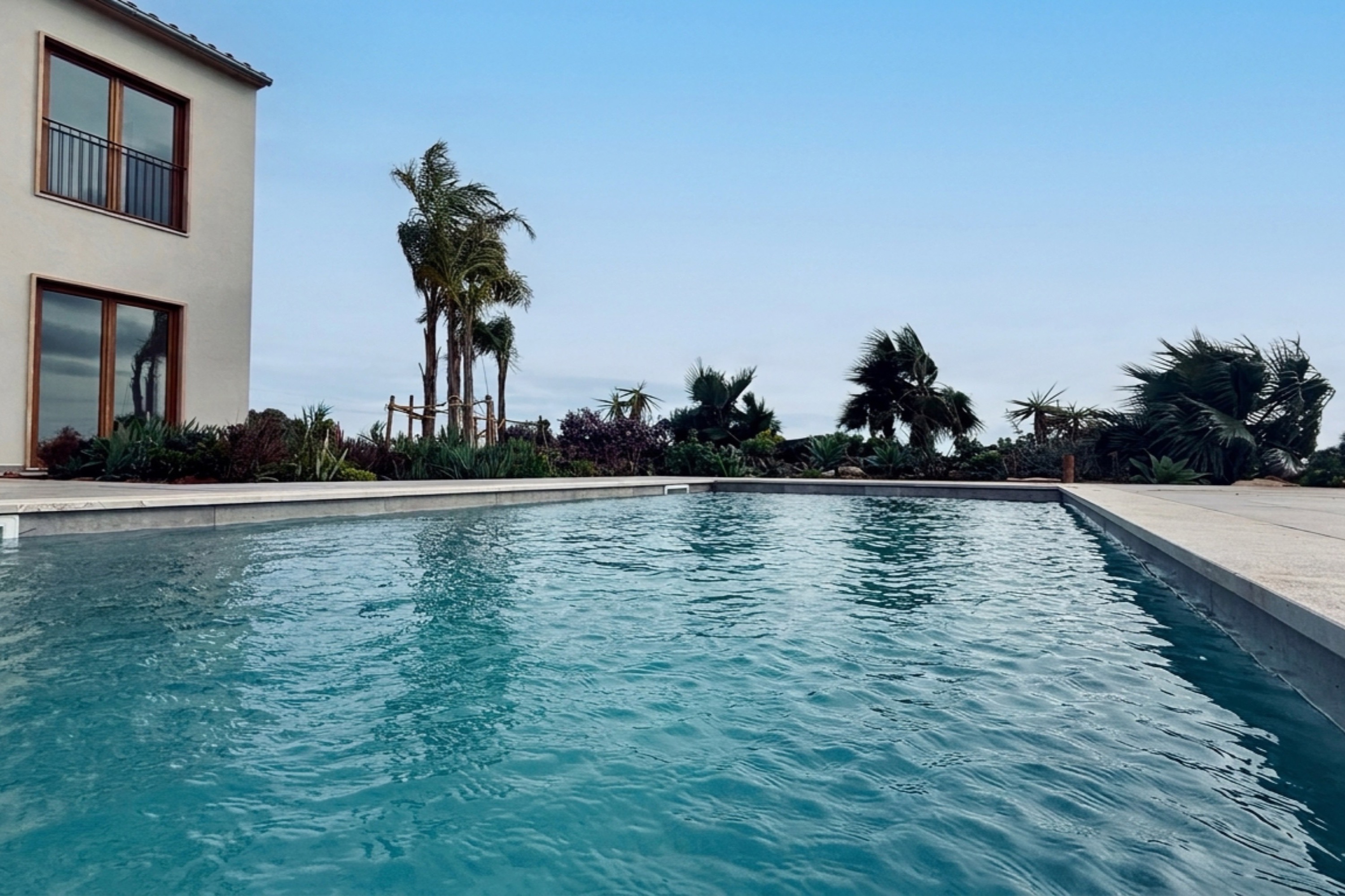 Exclusiver Neubau mit Pool, Tiefgarage und großem Garten · Bildergalerie 14