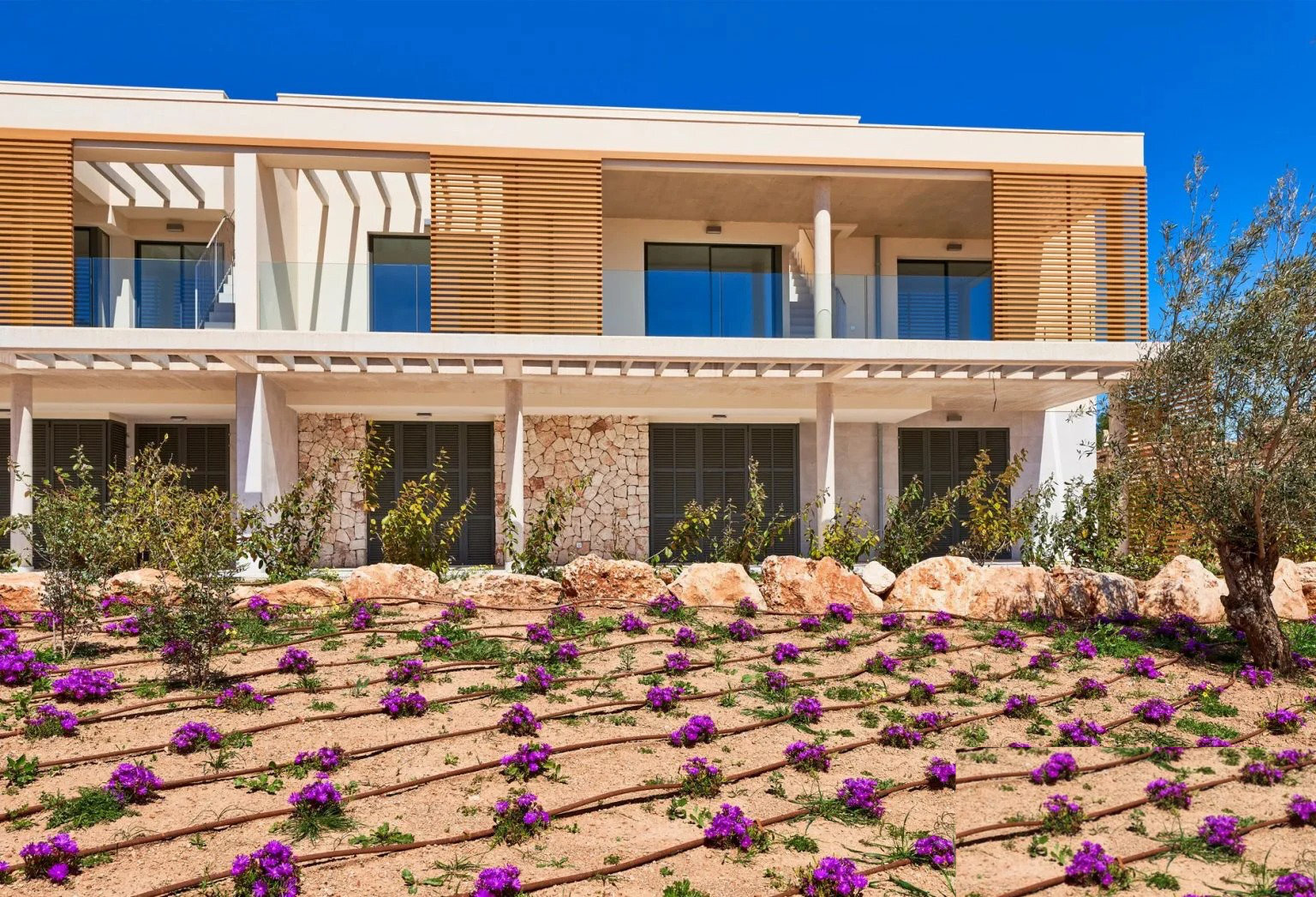 Neubau-Gartenwohnung in einer Anlage mit Pool in Sa Ràpita, Mallorca