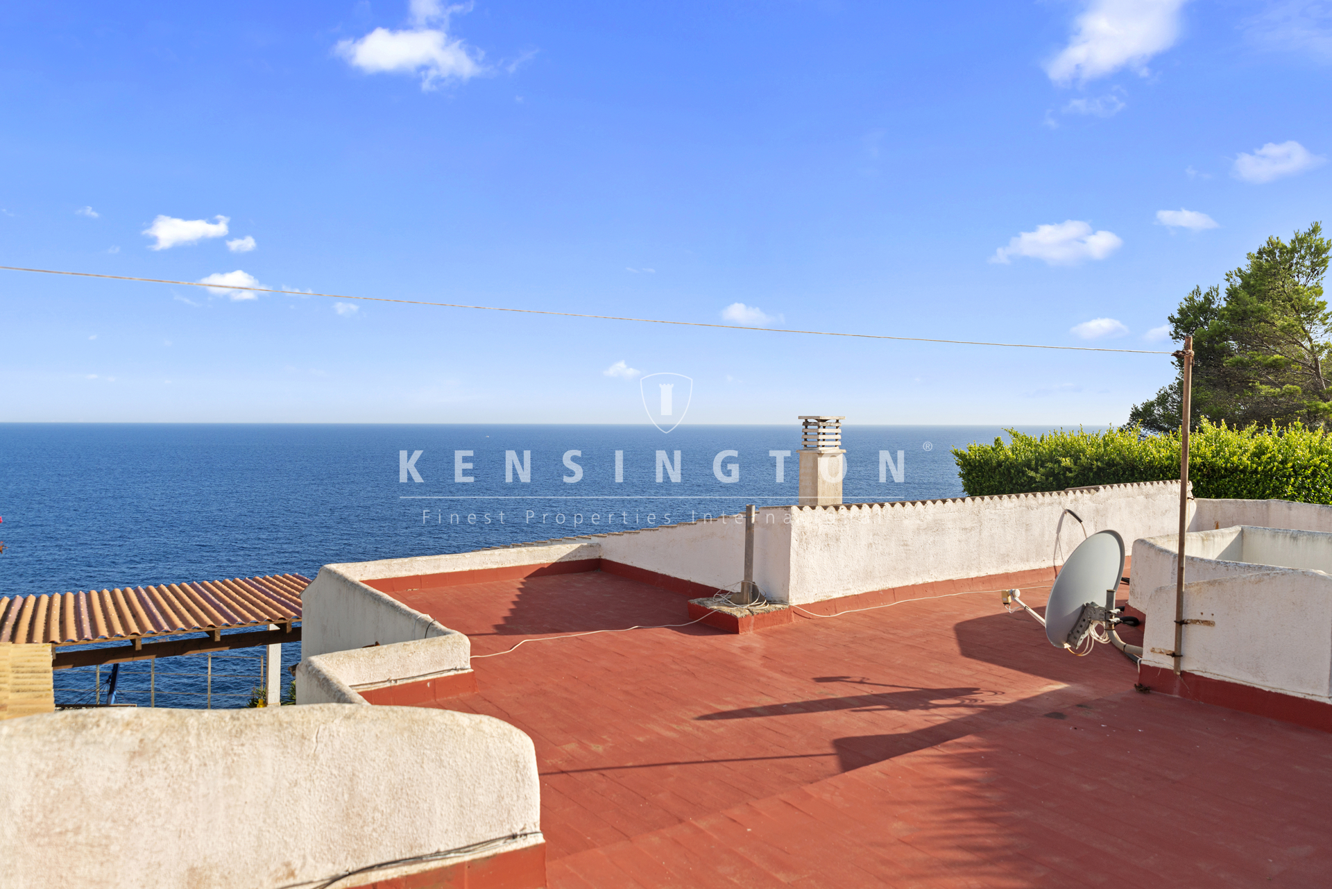 House on the front line of the sea with an extra plot in Cala Pi, Llucmajor · Image gallery 9