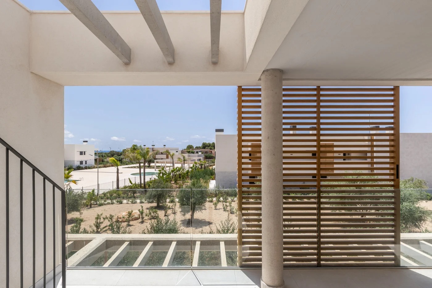 Neubau-Penthouse mit Terrassen in einer Anlage mit Pool in Sa Ràpita, Mallorca · Bildergalerie 16
