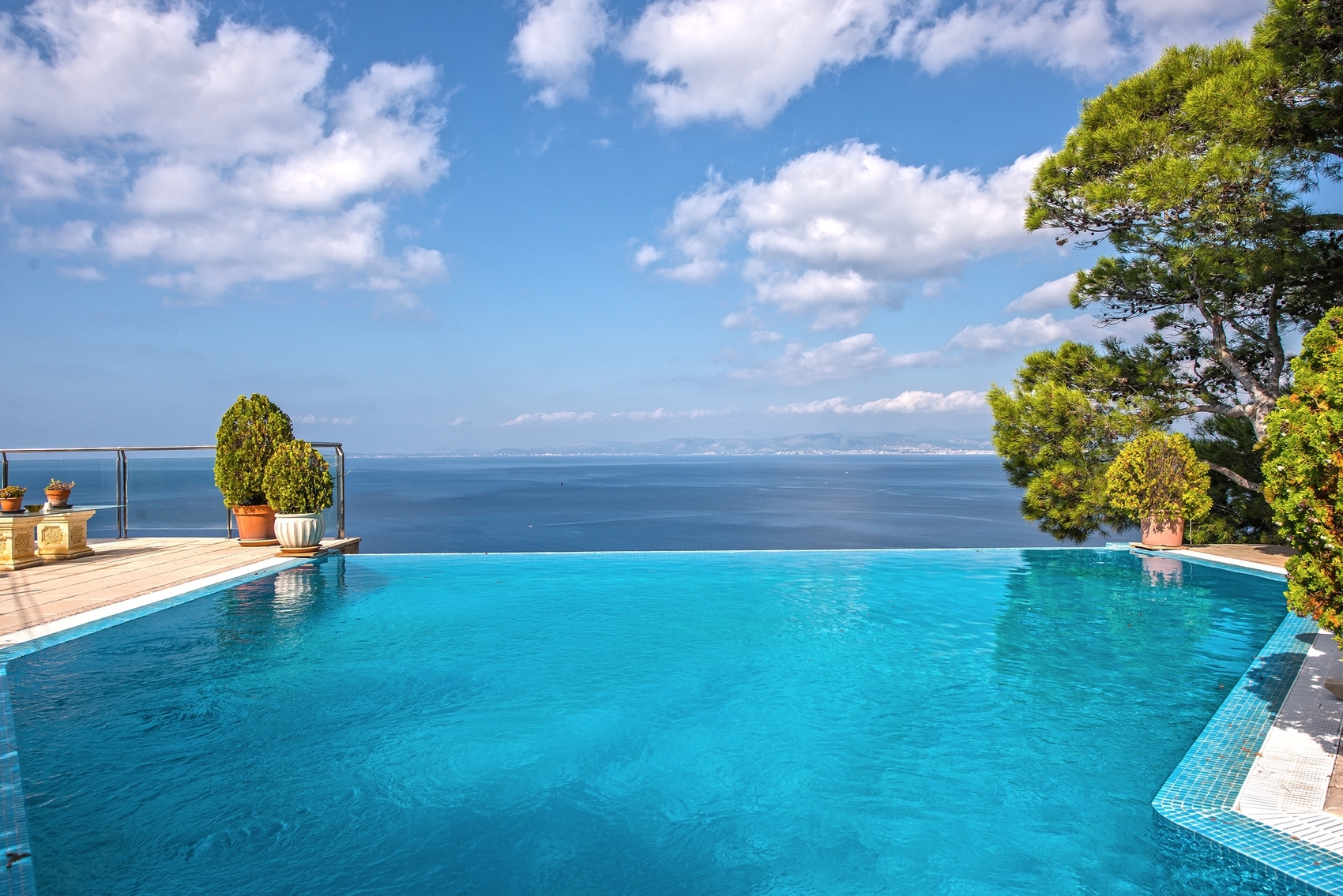 ETV! Mediterrane Villa mit Panorama-Meerblick in Badia Gran (Mallorca)