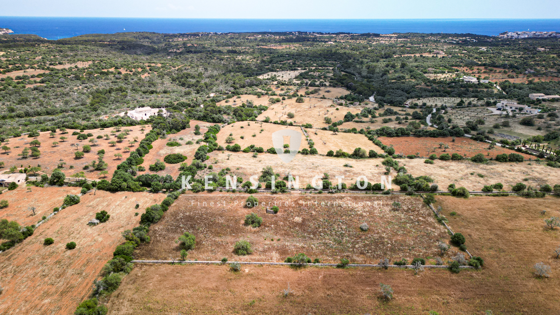 Finca Grundstück mit Projekt nahe Naturpark Cala Mondrago