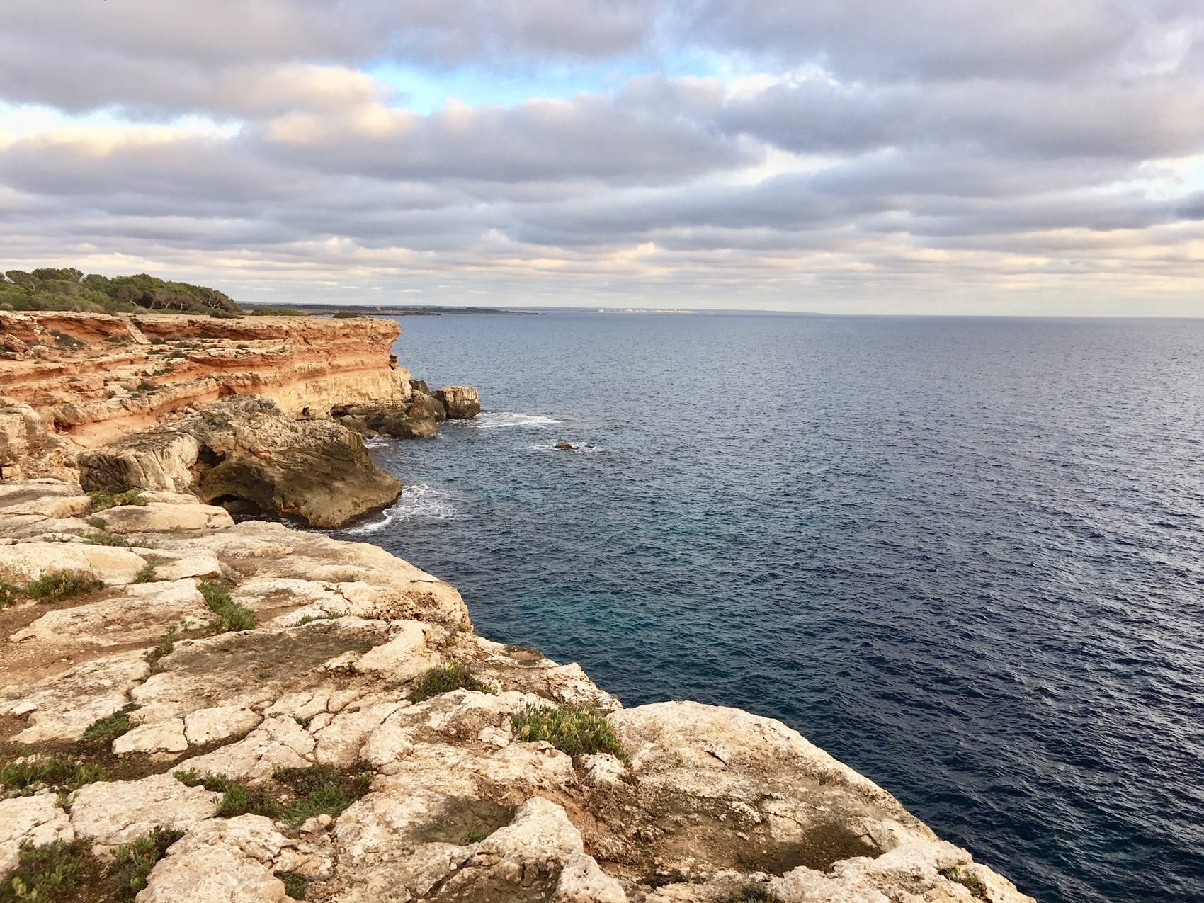 Frontline plot with views of Cabrera in Vallgornera Nou, Mallorca