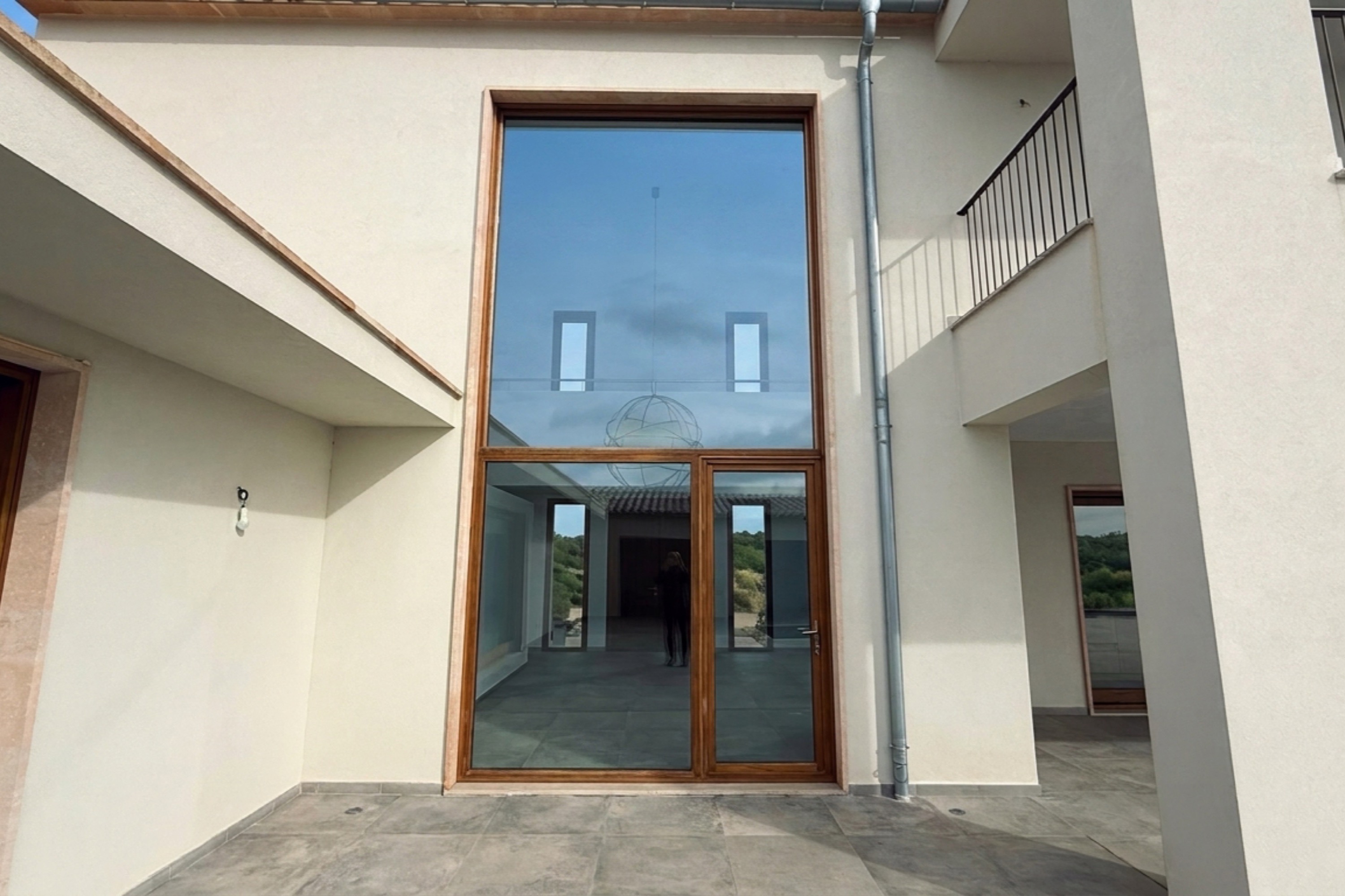Exclusiver Neubau mit Pool, Tiefgarage und großem Garten · Bildergalerie 12