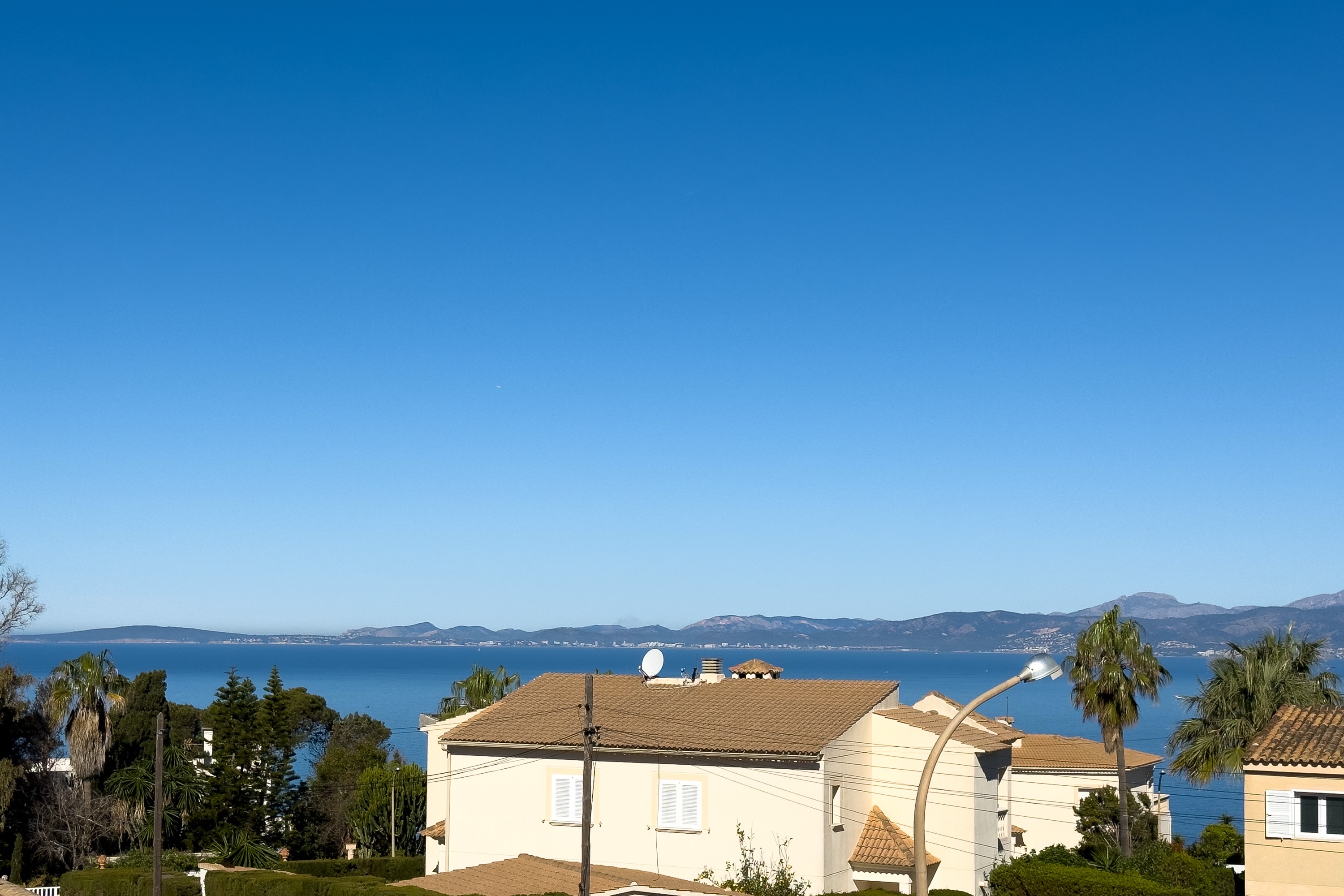Doppelhaushälfte mit Teilmeerblick in ruhiger Lage in Badia Gran, Mallorca · Image gallery 21
