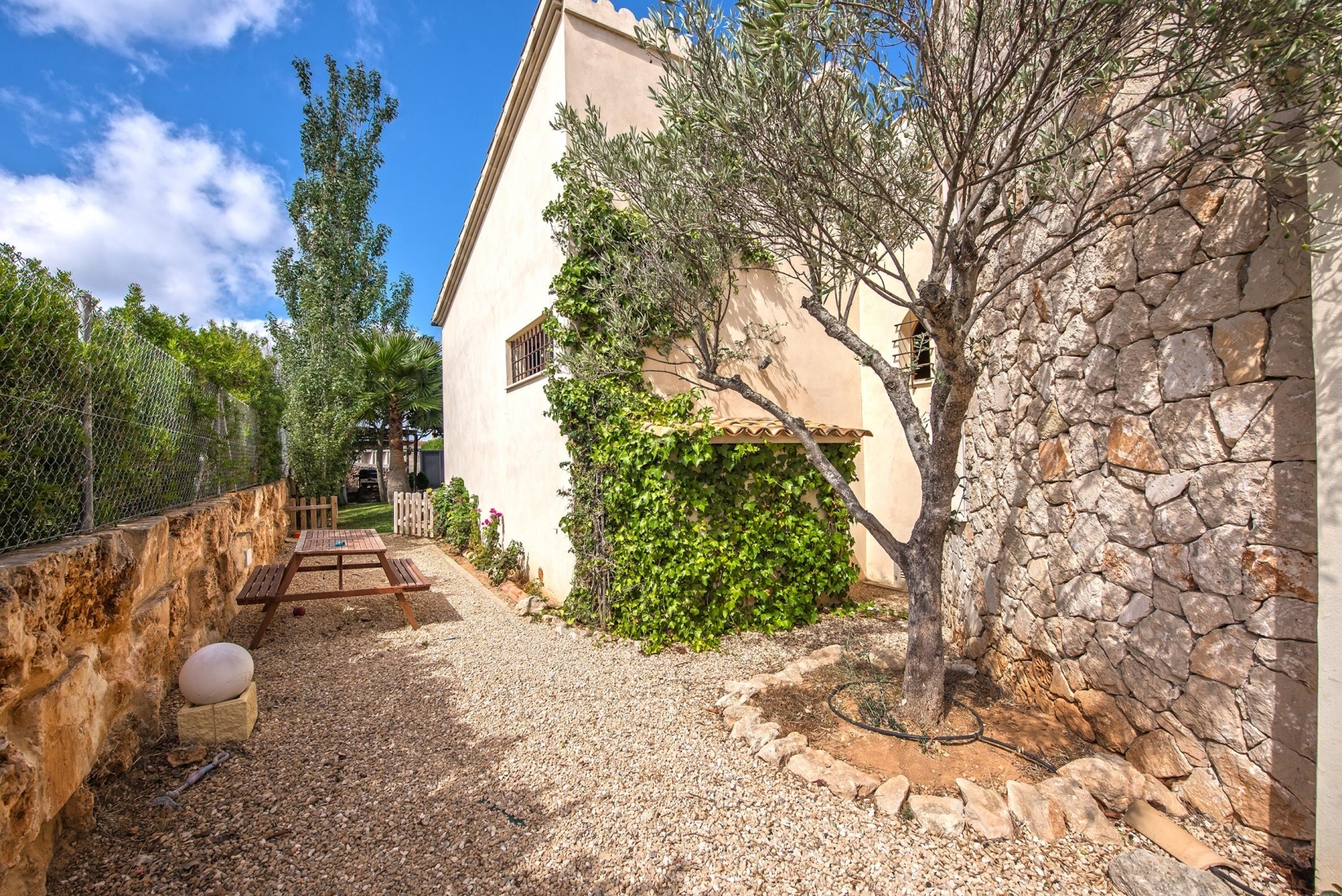 ETV! Charming villa with sea view on the second line in Sa Torre, Mallorca