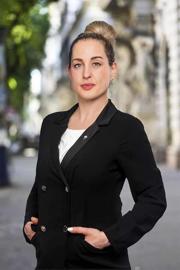 Berta-Péntek Eszter