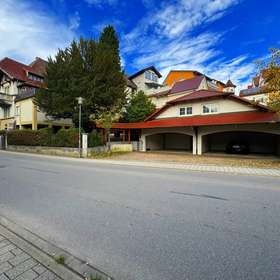 Außenansicht Garage