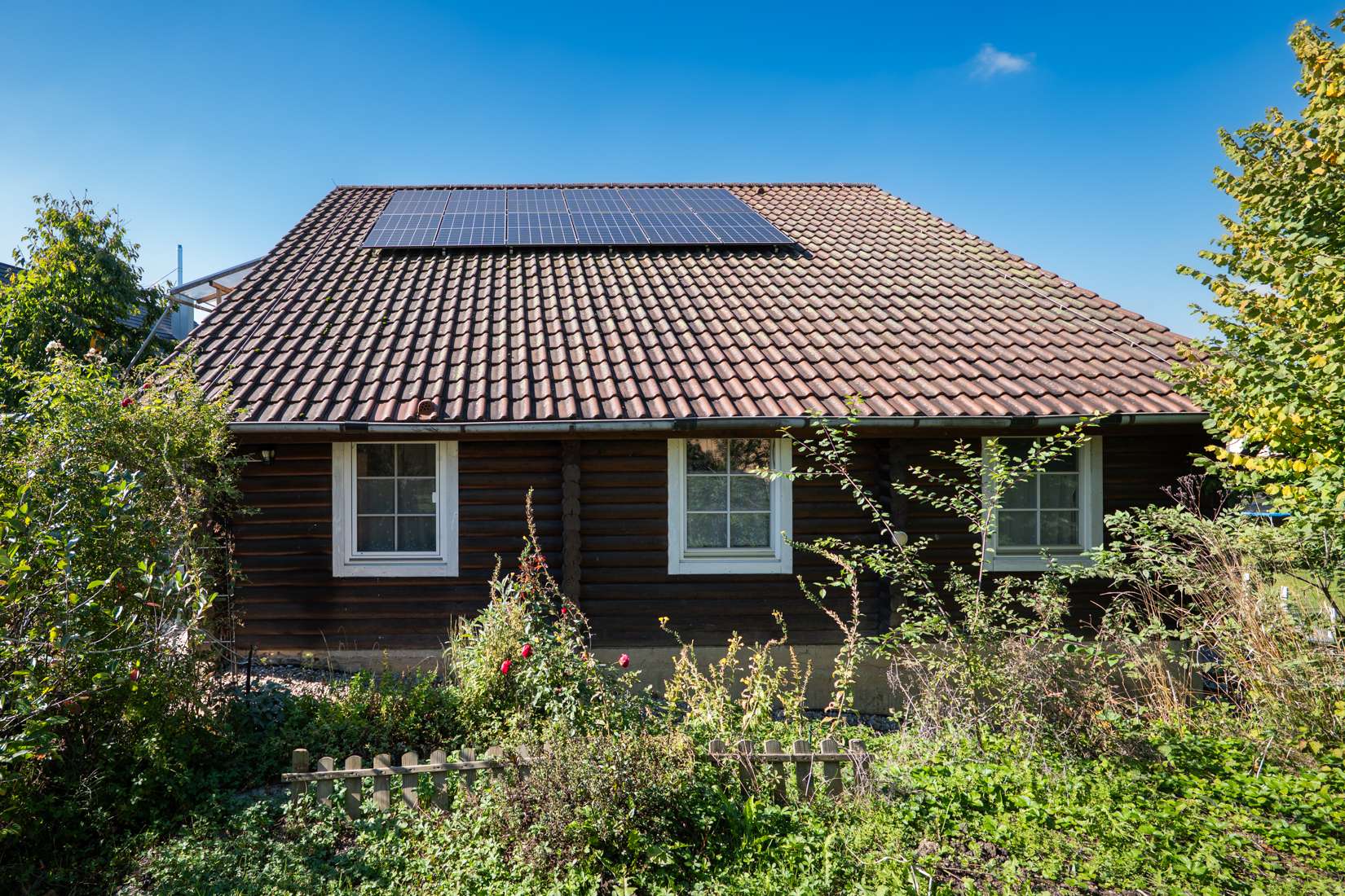 Ansicht Ost mit PV